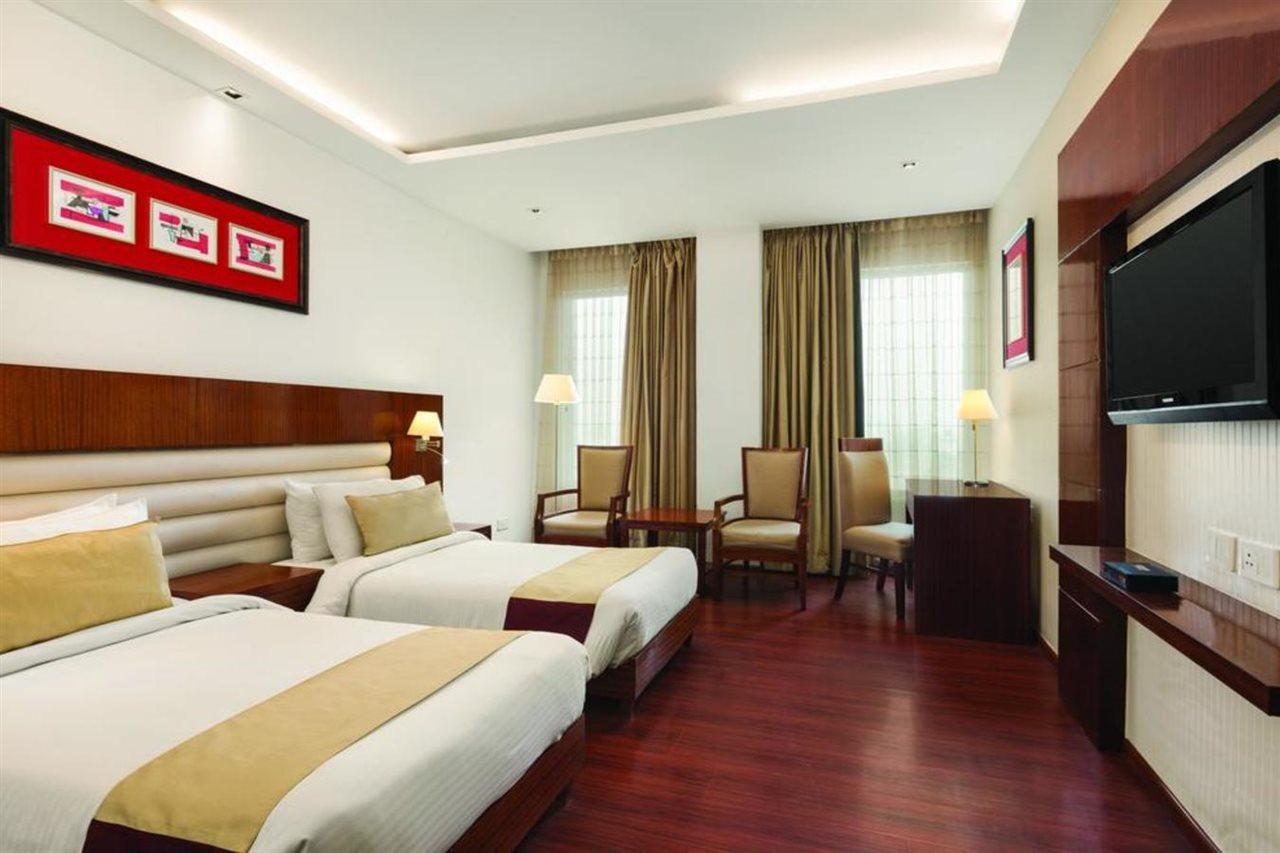 Days Hotel By Wyndham Pānīpat Zewnętrze zdjęcie